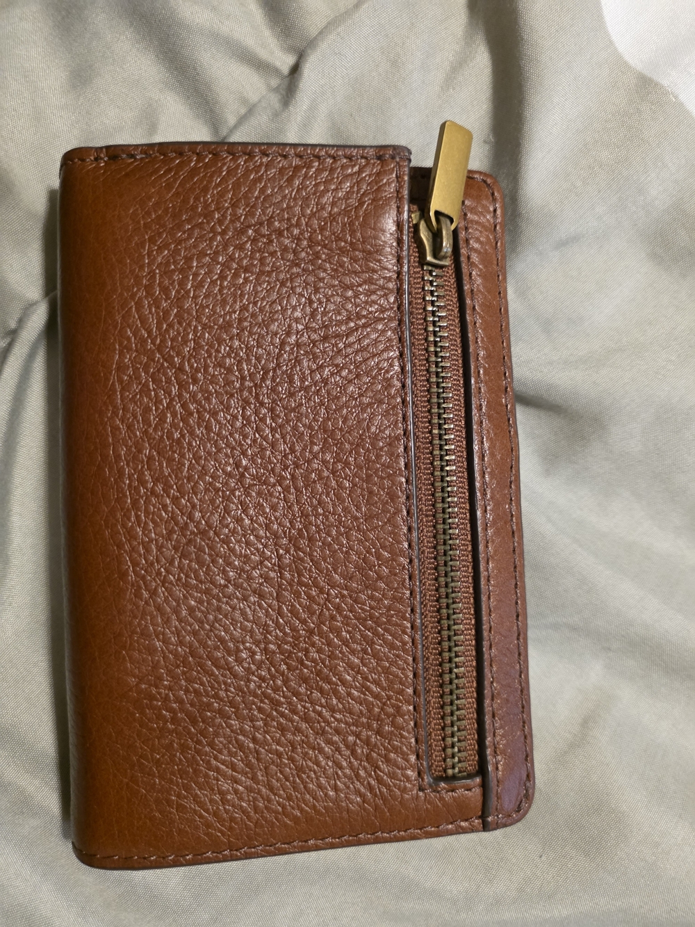 Fossil Brown Leather Bi-Fold Wallet - Picture 3 of 4